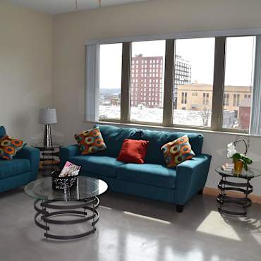 501 Brady Apartments Davenport Ia 52801