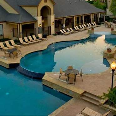 Castlerock At Denton Student Apartments Denton Tx 76205