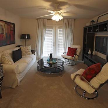 Vantage Pointe Homes At Franklin Heights Apartments