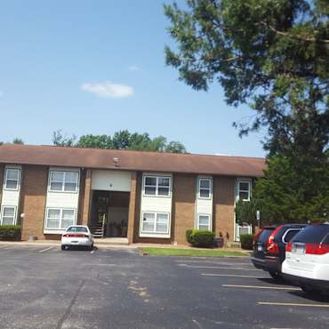 Meheli Pines Apartments Springfield Mo 65804
