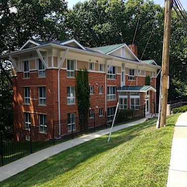 spring silver apartments tanglewood