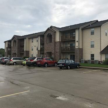 Town Amp Country Village Apartments Ozark Mo 65721