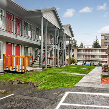 Brentwood Apartments - Olympia, WA 98501