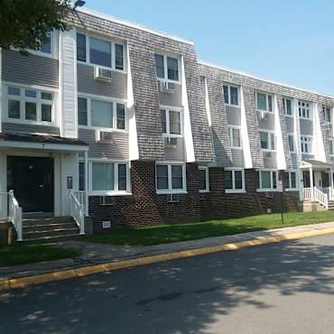Bayside Village Apartments Newport Ri 02840