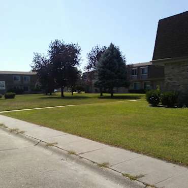 French Village Apartments - Grand Island, NE 68801