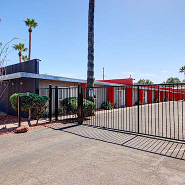 Sol At Christown Apartments Phoenix Az 85015