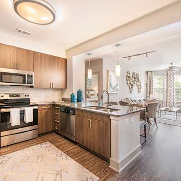 Post Parkside At Wade Apartments Raleigh Nc 27607