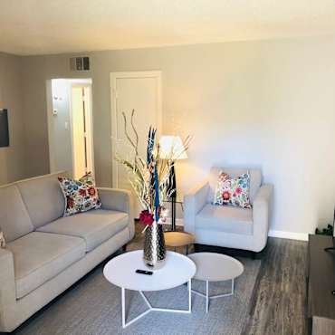 Oakwood Place Apartment Homes - Dallas, TX 75216