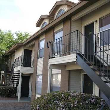 Pine Village Apartments El Paso Tx 79924