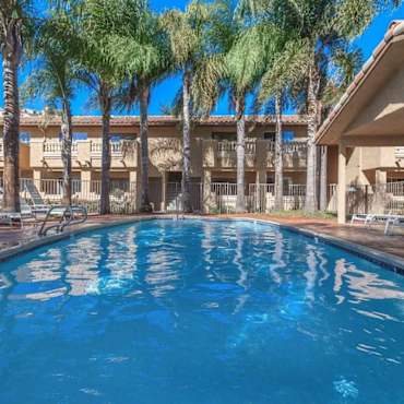 La Jolla Nobel Apartments San Diego Ca 92122