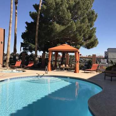 Sunset Pointe Apartments Las Vegas Nv 89119