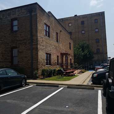 Moore Grocery Lofts Apartments Tyler Tx 75702