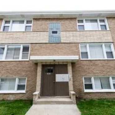 2062 W 135th Pangea Real Estate Apartments Blue Island