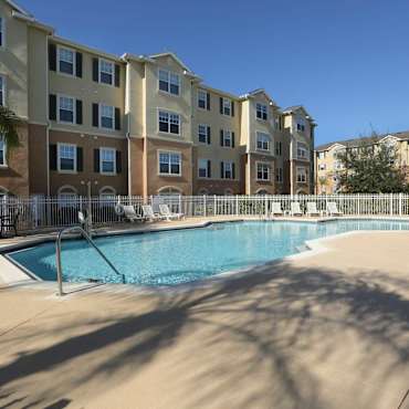 Silver Pointe Senior Housing Apartments - Leesburg, FL 34748