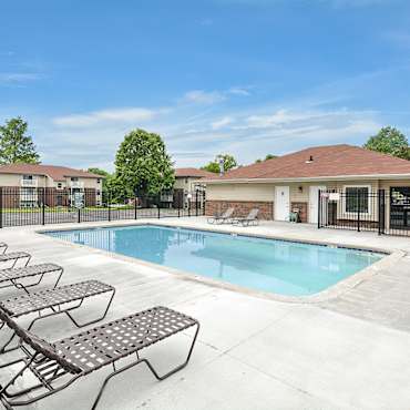 Timberland at Meredith Apartments - Urbandale, IA 50322