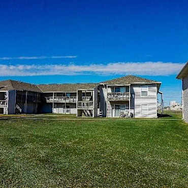Cherry Park Apartments - Grand Island, NE 68801