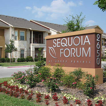 Sequoia Forum At Grand Prairie Apartments Grand Prairie
