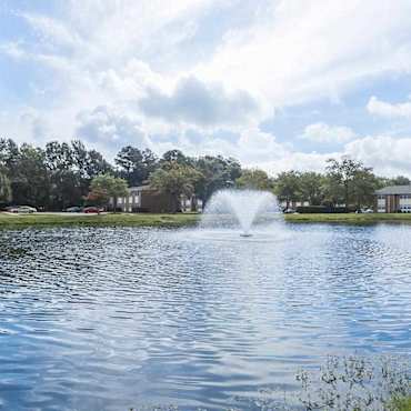 Lake Village Apartments Chesapeake Va 23323