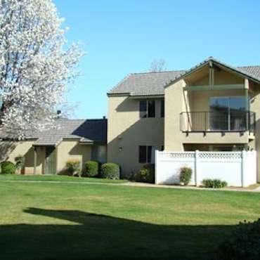 Boulder Springs Apartments and Townhomes - Fresno, CA 93711