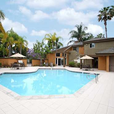 Seapointe Apartment Homes Costa Mesa Ca 92626