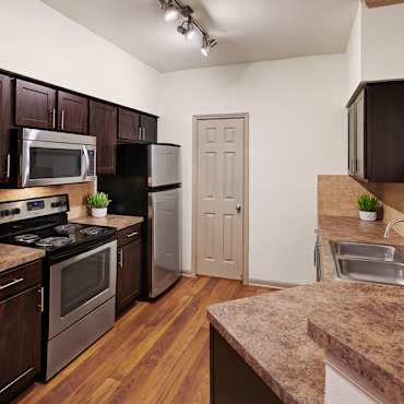 Camden Huntingdon Apartments - Austin, TX 78758