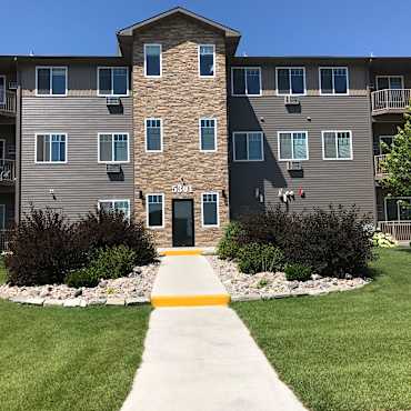 Crystal Creek Place Apartments - Fargo, ND 58104