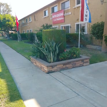 Franciscan Garden Apartments - Garden Grove, CA 92844