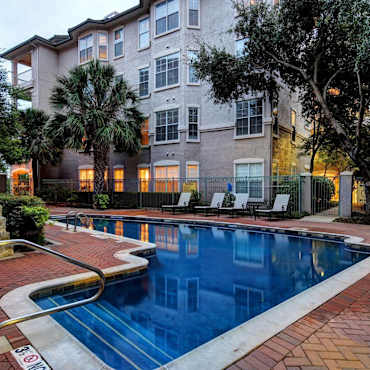 Meridian Apartments - San Antonio, TX 78209