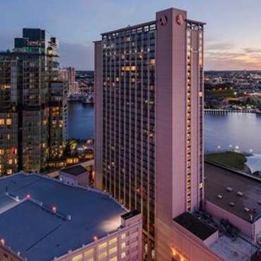 Avalon 555 President Apartments - Baltimore, MD 21202