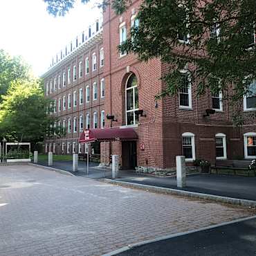 Barker Mill Arms Apartments Auburn Me 04210