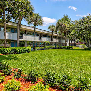 Apartments For Rent In Intercession City Fl 1400 Rentals Apartmentguide Com