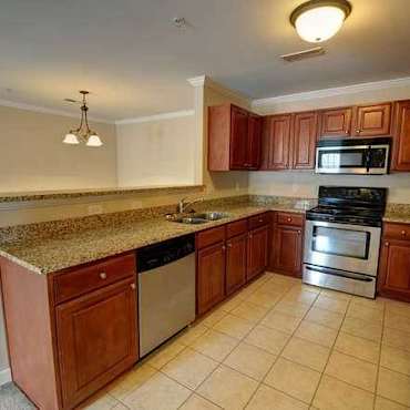 The Crown Apartments Jacksonville Nc 28546