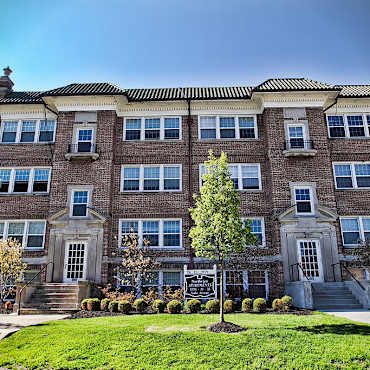 Northview Apartments - Lakewood, OH 44107