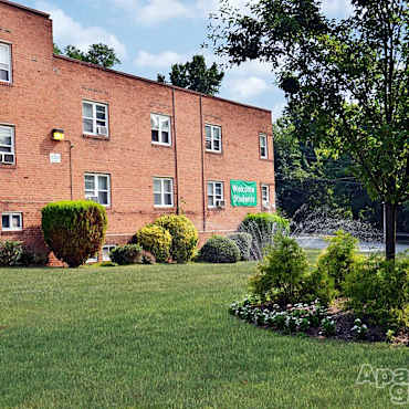 College Gardens Apartments Townhouses Baltimore Md 21229