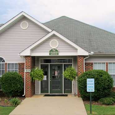 Chapman Pointe Apartments Dallas Nc 28034