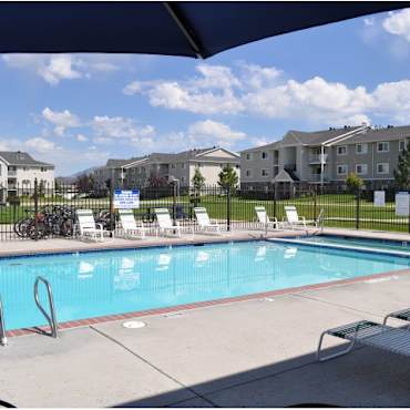 Oak Meadows Apartments Logan Ut 84341