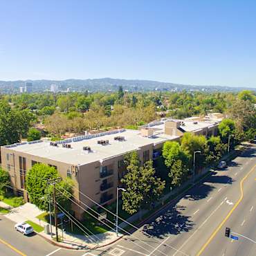 Burbank Garden Apartments Sherman Oaks Ca 91411