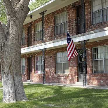 The Virginian Apartments Albuquerque Nm 87110