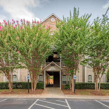 Waterford Place Apartments Greensboro Nc 27455
