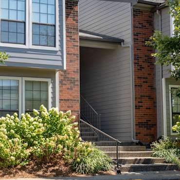 Lakepointe Luxury Apartments Lexington Ky 40502