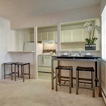 Featherstone Apartments - Colorado Springs, CO 80917