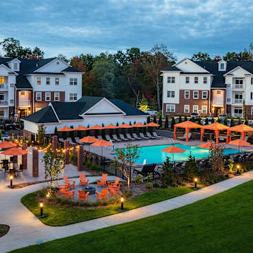One Glastonbury Place Apartments - Glastonbury, CT 06033
