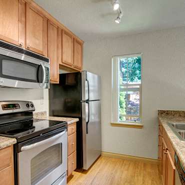 Apartments Near Evergreen Hospital Medical Center Kirkland Wa Apartmentguide Com