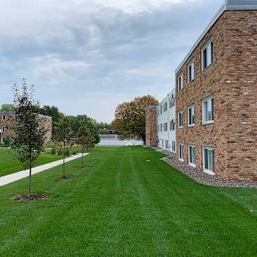 estates lake silver