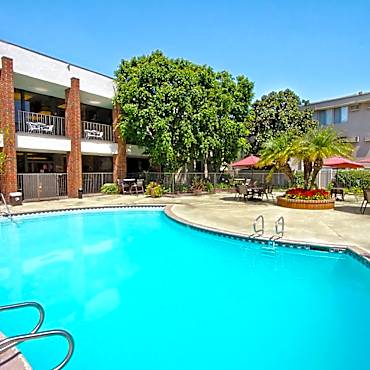 Park Regency Club Apartments Downey Ca 90242