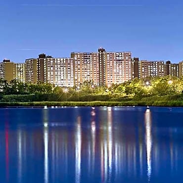Spring Creek Towers Apartments Brooklyn Ny 11239