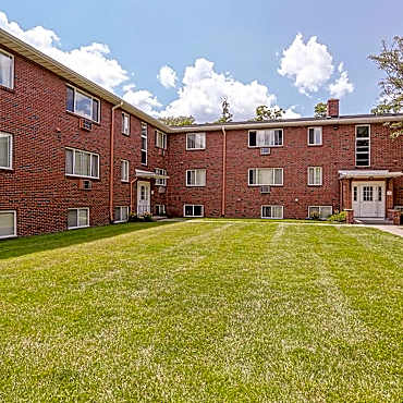 Elmwood Court Apartments Rochester NY 14618
