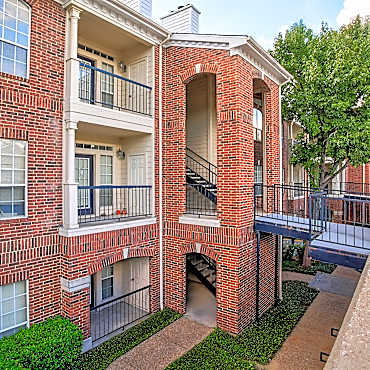The Dorchester Apartments Dallas Tx 75254