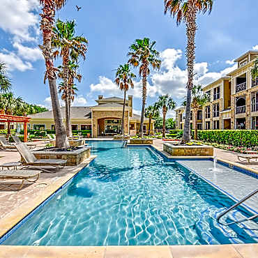 The Retreat At Chelsea Park Apartments - Selma, TX 78154