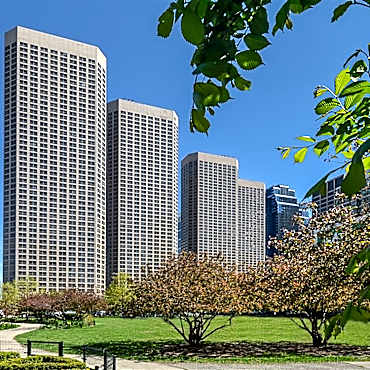 Presidential Towers Apartments Chicago Il 60661